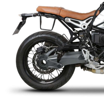Écarteur droit sacoche cavalière Shad (W0NT13SR) NineT1200/Scrambler/Urban/Racer1200 Écarteur droit sacoche cavalière Shad (W0NT13SR) NineT1200/Scrambler/Urban/Racer1200