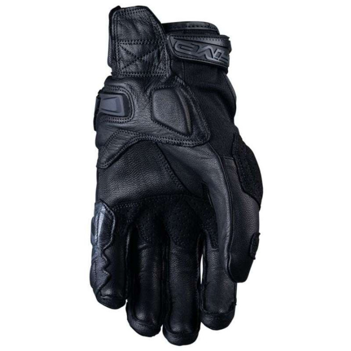 Five SF2 2021 summer gloves