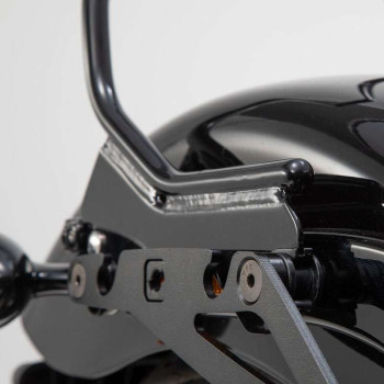 Kit d'adaptateur SW-Motech pour support latéral LH sur Sissy bars d'origine Harley
