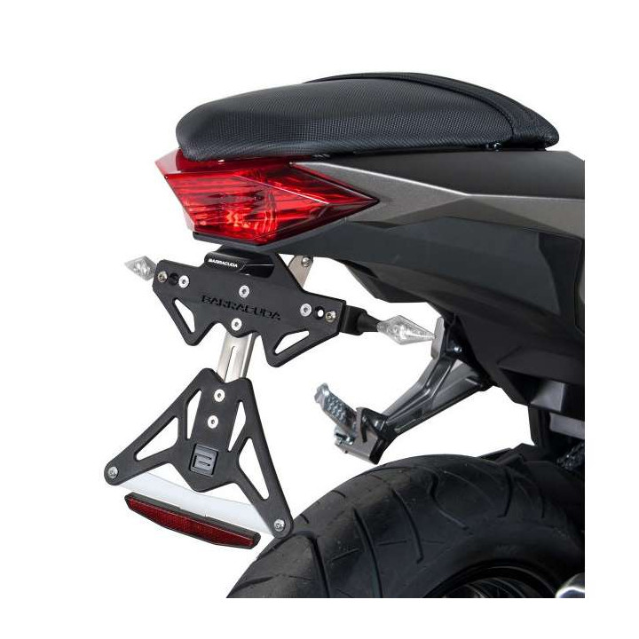 Barracuda universal plate holder