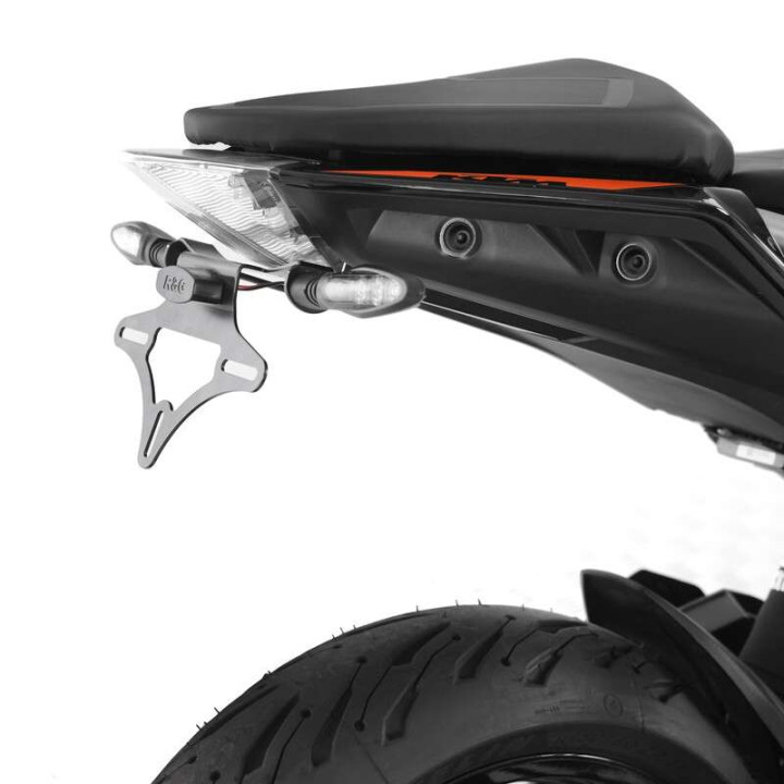 R&amp-G KTM Duke 125/390 plate bracket (LP0349BK)