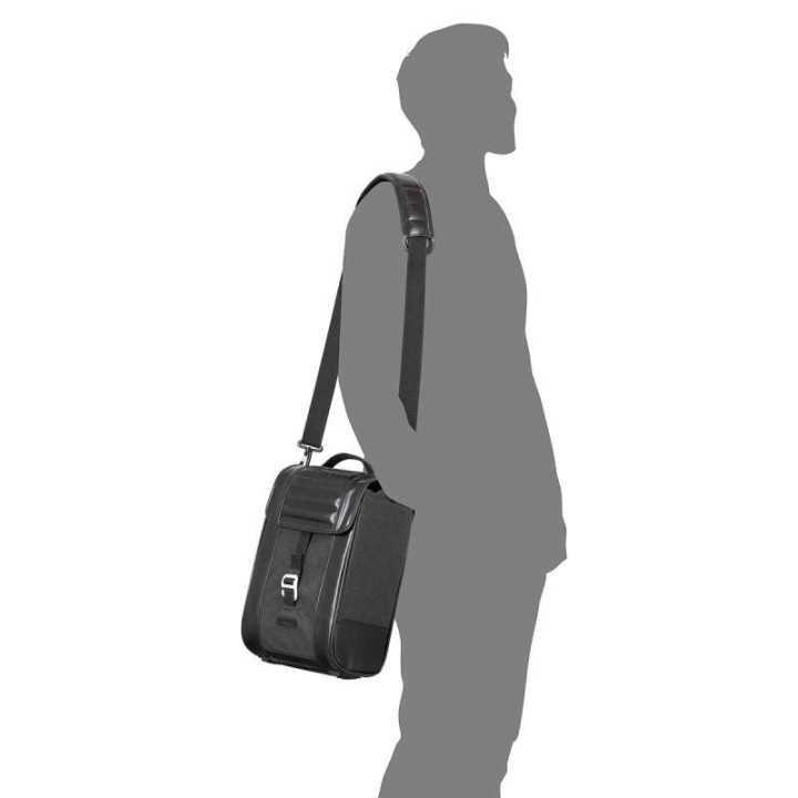 Shad SR38 BLACK pannier kit + spacers (M0SM62SR) SEIMMEZZO 650 SCR/STR Shad SR38 BLACK pannier kit + spacers (M0SM62SR) SEIMMEZZO 650 SCR/STR