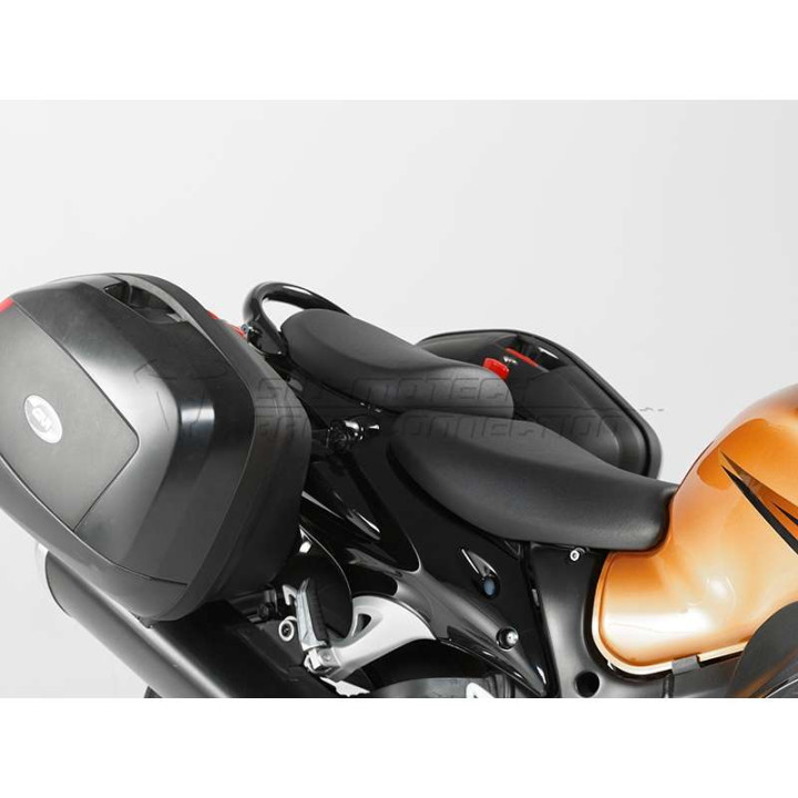 Supports latéraux SW-Motech QUICK-LOCK EVO CONTOUR Suzuki HAYABUSA 08-