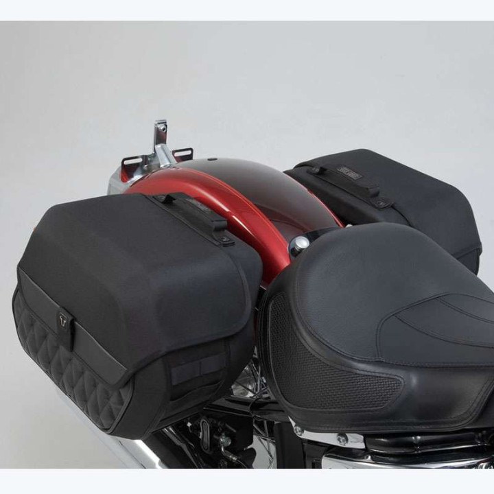 SW-Motech LH LEGEND GEAR Harley SOFTAIL Deluxe 17-20 suitcase kit