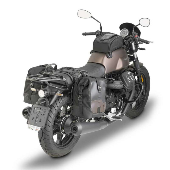 Givi CRM102 16-liter rider bag