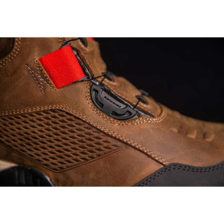 Motorcycle boots Icon STORMHAWK Brown