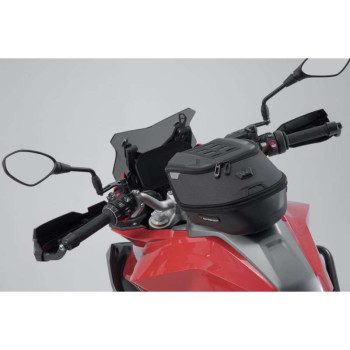 SW-Motech PRO ENGAGE 7-10 liter tank bag SW-Motech PRO ENGAGE 7-10 liter tank bag