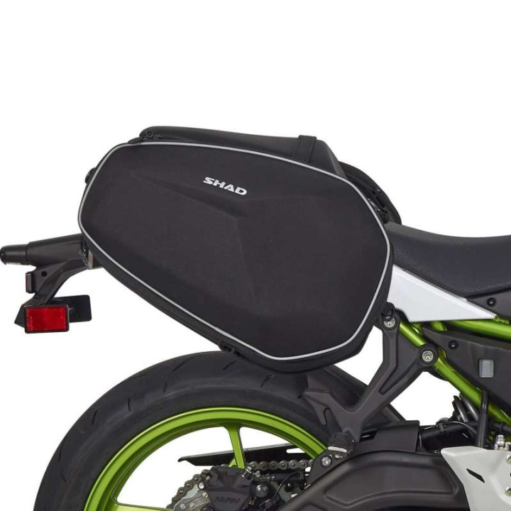 Shad E48 rider bags + Kawasaki Z650 spacers (K0Z667SE)