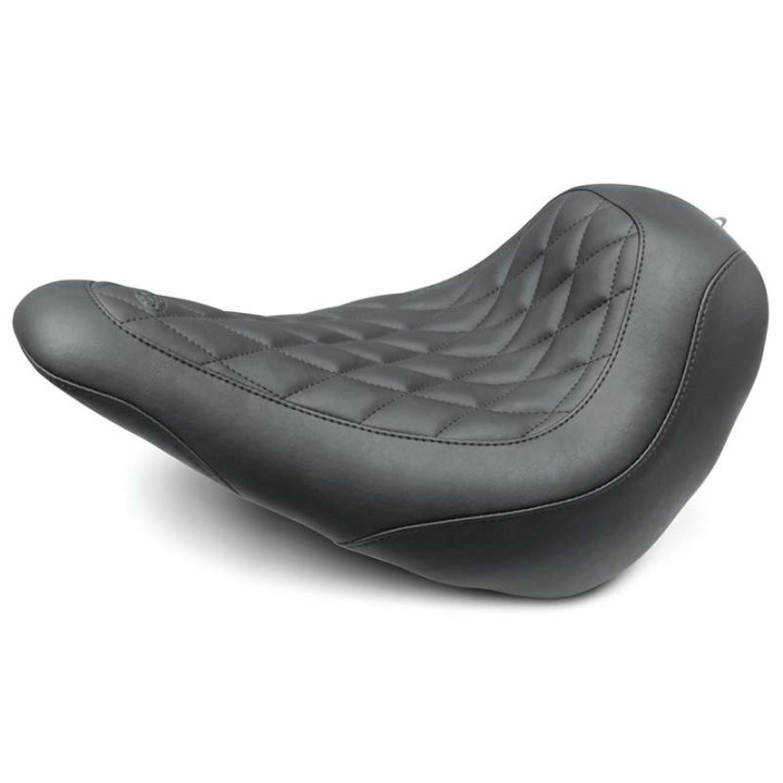 Selle confort Mustang SOLO WIDE TRIPPER DIAMANT + dosseret Harley-Davidson FLSB/FXLR 18-