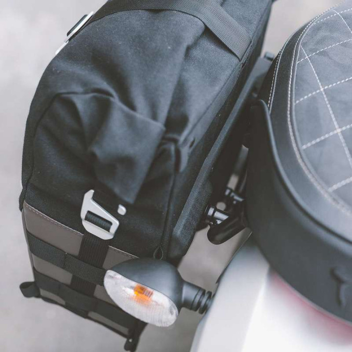 Sacoche latérale droite SW-Motech LEGEND GEAR LC2 BLACK EDITION 13.5L (système SLC)