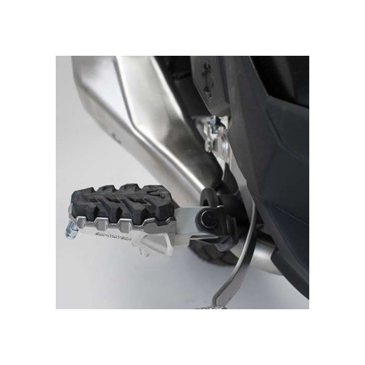 SW-Motech EVO footrests Kawasaki VERSYS 300/650/1000