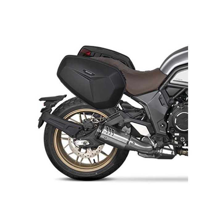 Shad E48SR rider bags + CL-X HERITAGE 700 spacers (C0CL71SR) Shad E48SR rider bags + CL-X HERITAGE 700 spacers (C0CL71SR)