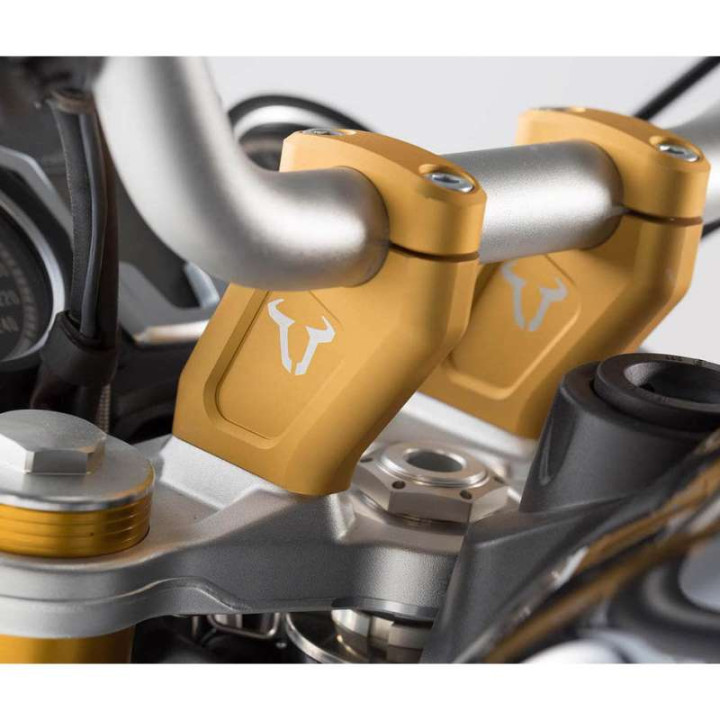 Booster seat with SW-Motech offset +30/-20 BMW R NINE T