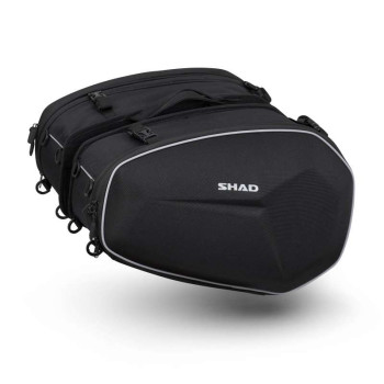 Sacoches cavalières Shad E48 + écarteurs Suzuki 650 V-STROM 12- (S0VS62SE)