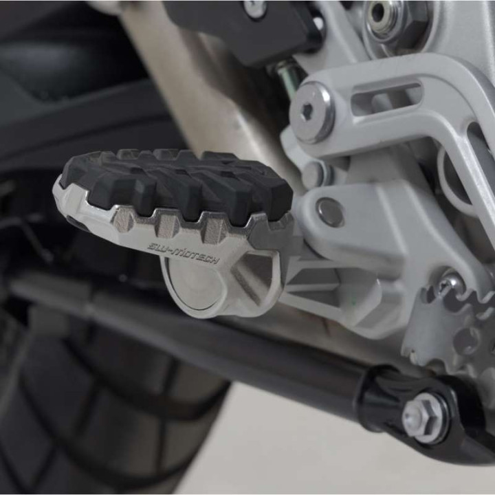Repose-pieds SW-Motech EVO TRIUMPH TIGER 1200 GT/RALLY