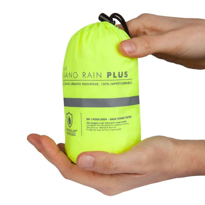 Tucano Urbano NANO RAIN PLUS rain jacket