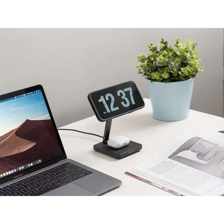 Quad Lock dual desktop induction charger