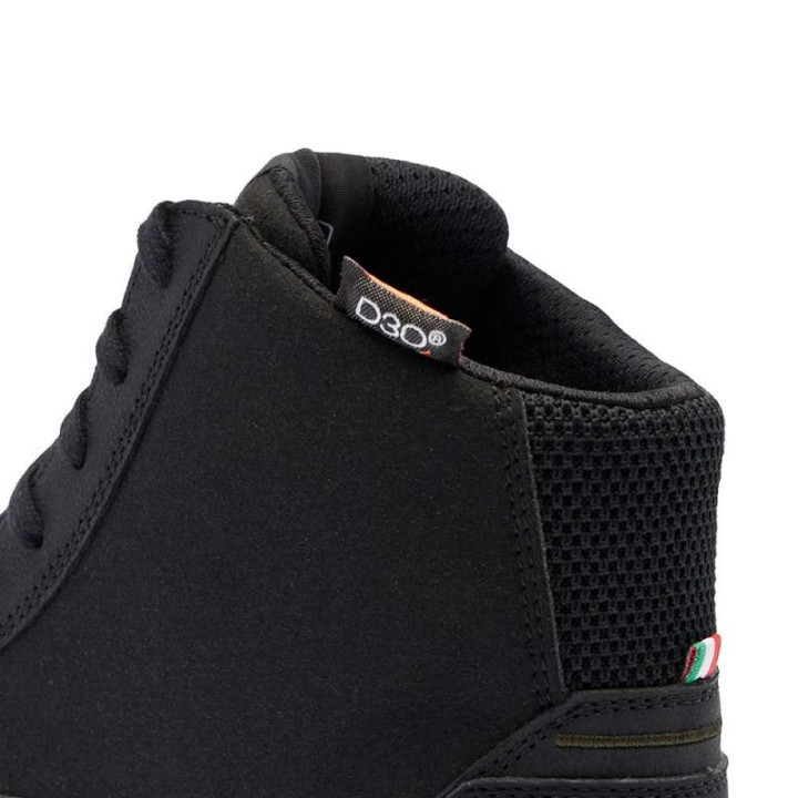 TCX MOOD 2 GORE-TEX BLACK motorcycle sneakers