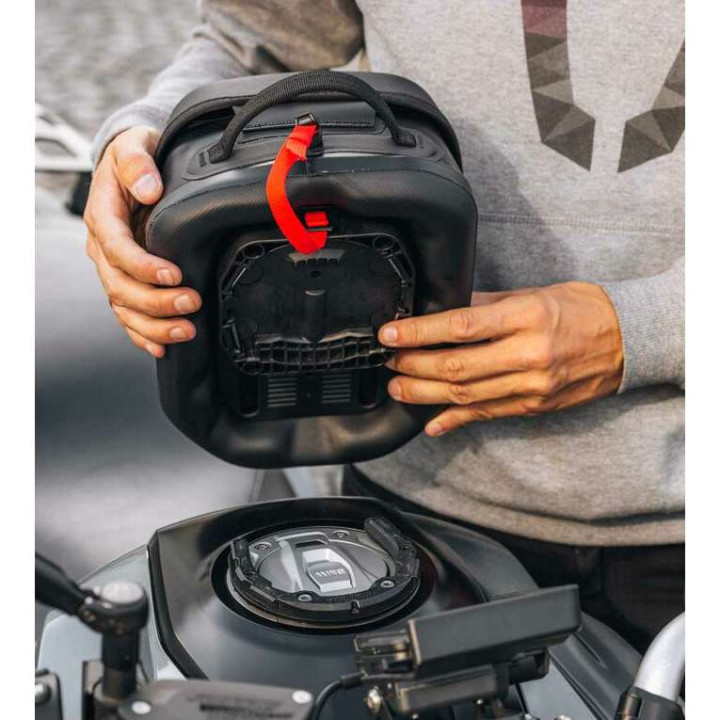 SW-Motech PRO MICRO WP 4-liter tank bag