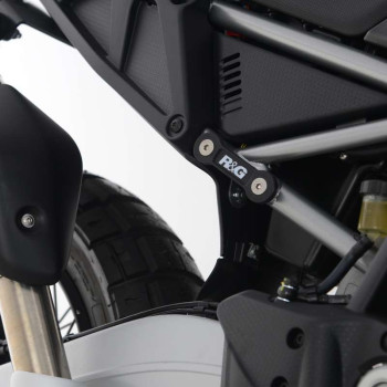 Cache-orifices de repose-pieds R&G (BLP0128BK) APRILIA TUAREG 660 22-