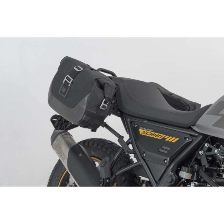 Sacoches cavalières SW-Motech LEGEND GEAR LC1/LC2 Black Edition + écarteurs SLC Royal Enfield Scram 411
