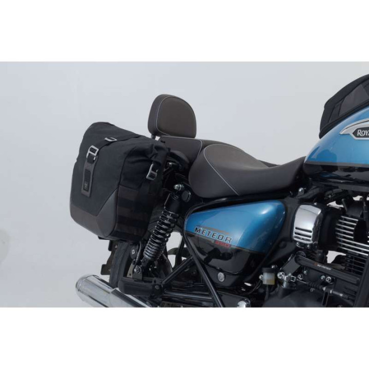 Sacoches cavalières SW-Motech LEGEND GEAR LC2 Black Edition + écarteurs SLC Royal Enfield Meteor