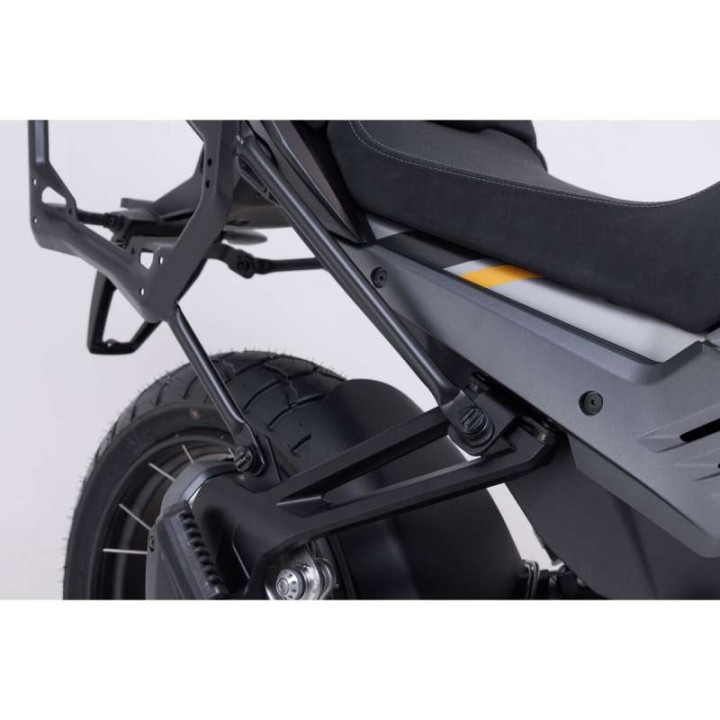 Supports latéraux PRO SW-Motech Moto Guzzi Stelvio (KFT.17.624.30000/B)